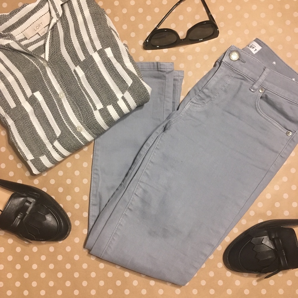 [ LOFT ] Gray Skinny Crops - CLOSET CLOSING!